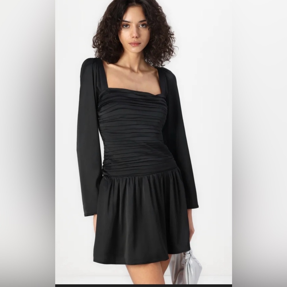 NEW Abercrombie & Fitch  Drop-Waist Satin Mini Dress in black size SP